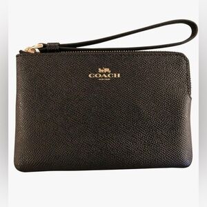 New Coach Corner Zip Wristlet Cross grain  Leather Wallet New With Tags‎ Black